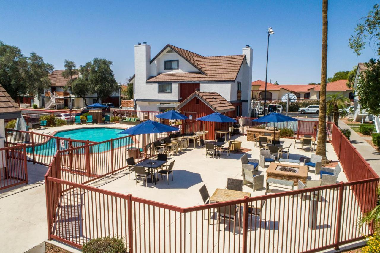 Metro Phx Upstairs 2Bd Sleeps 6 Heated Pool No Pets Allowed 피닉스 외부 사진