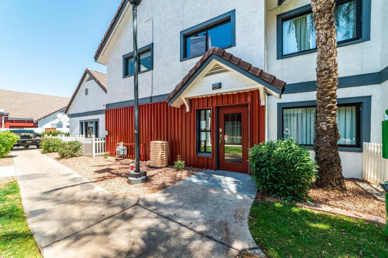 Metro Phx Upstairs 2Bd Sleeps 6 Heated Pool No Pets Allowed 피닉스 외부 사진