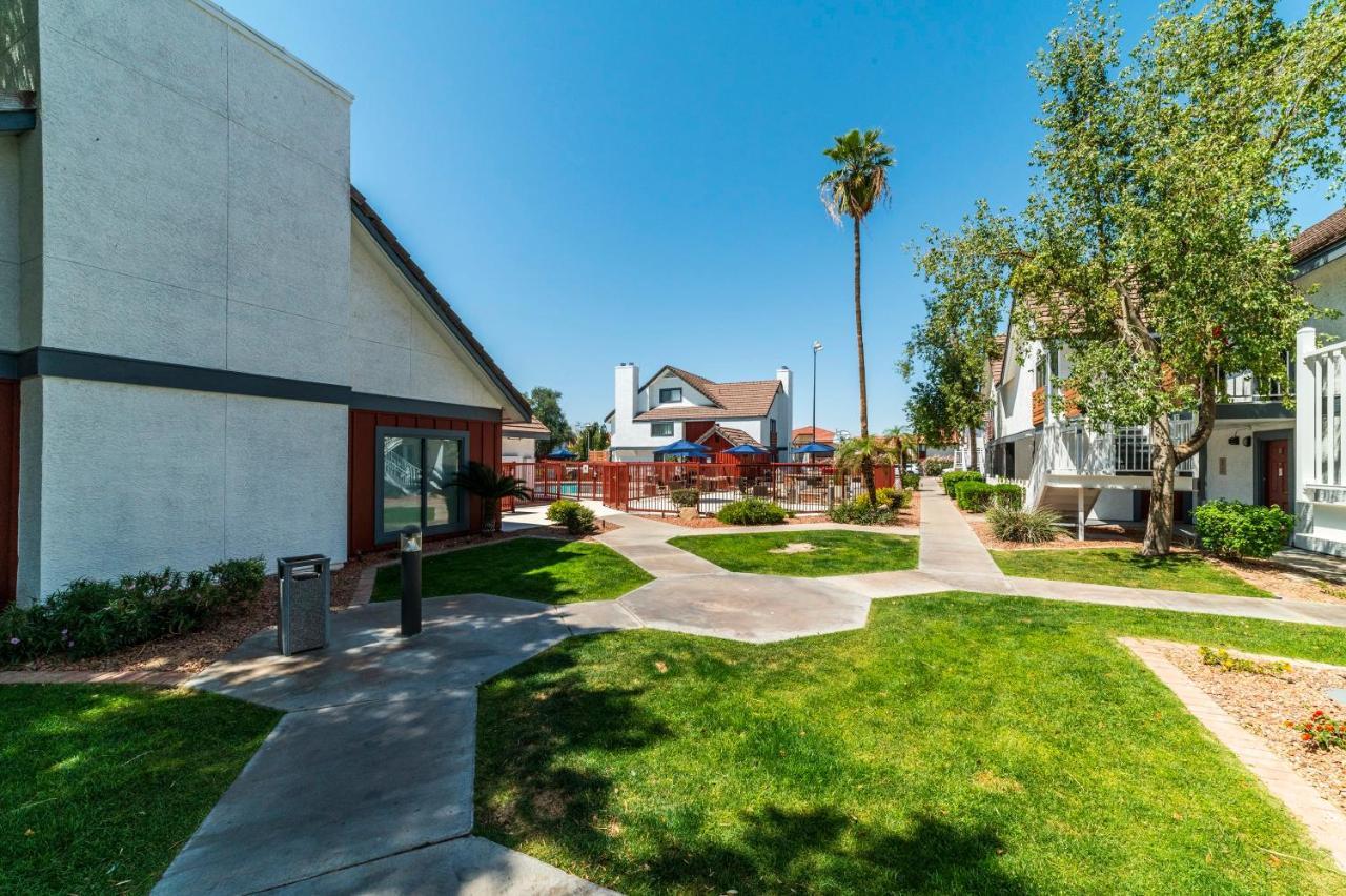 Metro Phx Upstairs 2Bd Sleeps 6 Heated Pool No Pets Allowed 피닉스 외부 사진