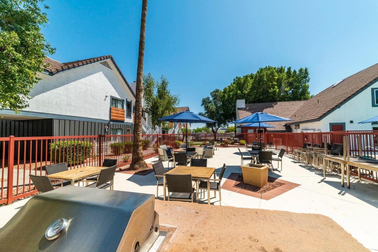 Metro Phx Upstairs 2Bd Sleeps 6 Heated Pool No Pets Allowed 피닉스 외부 사진
