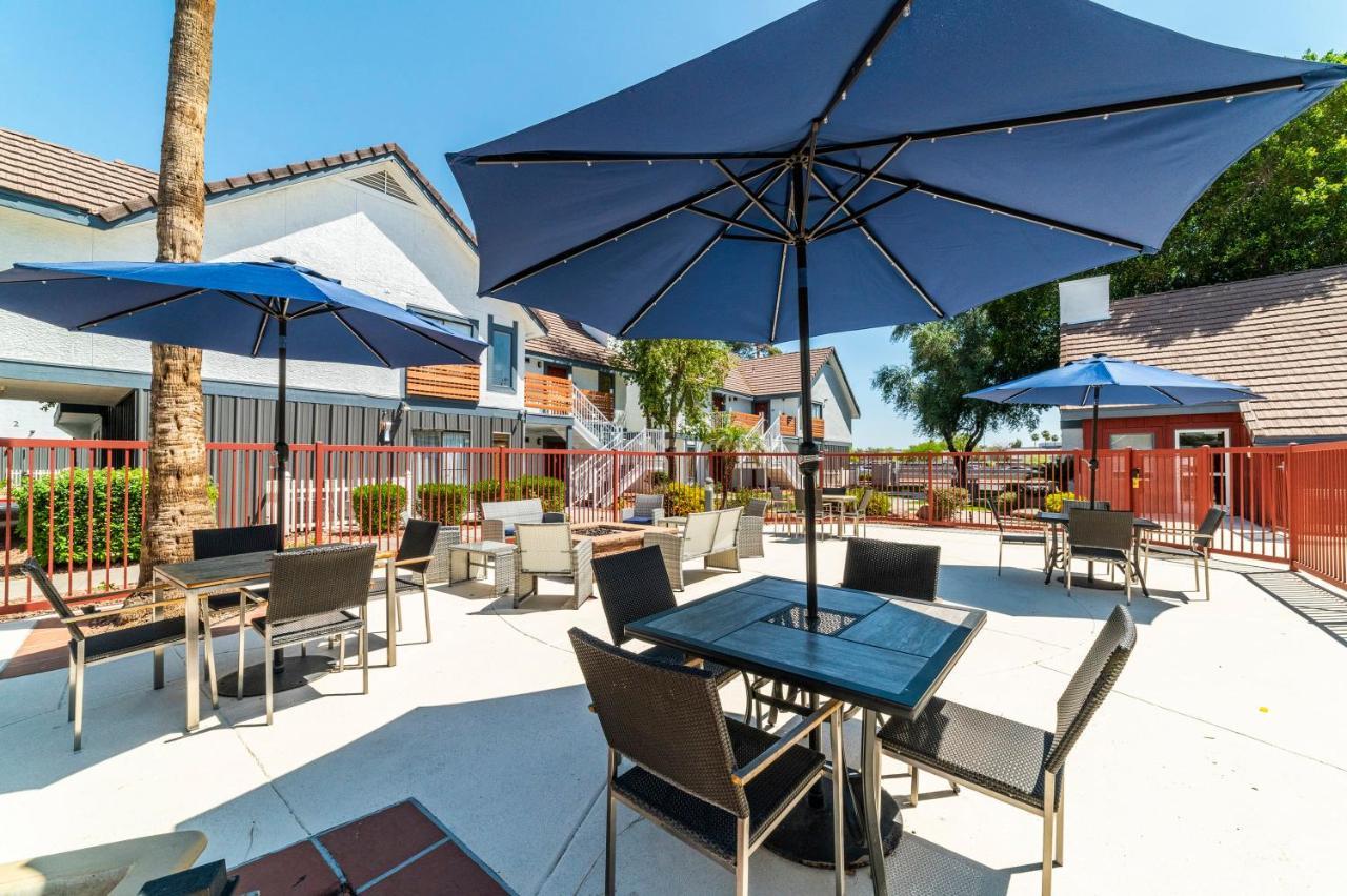 Metro Phx Upstairs 2Bd Sleeps 6 Heated Pool No Pets Allowed 피닉스 외부 사진