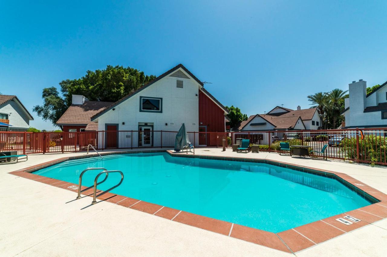 Metro Phx Upstairs 2Bd Sleeps 6 Heated Pool No Pets Allowed 피닉스 외부 사진